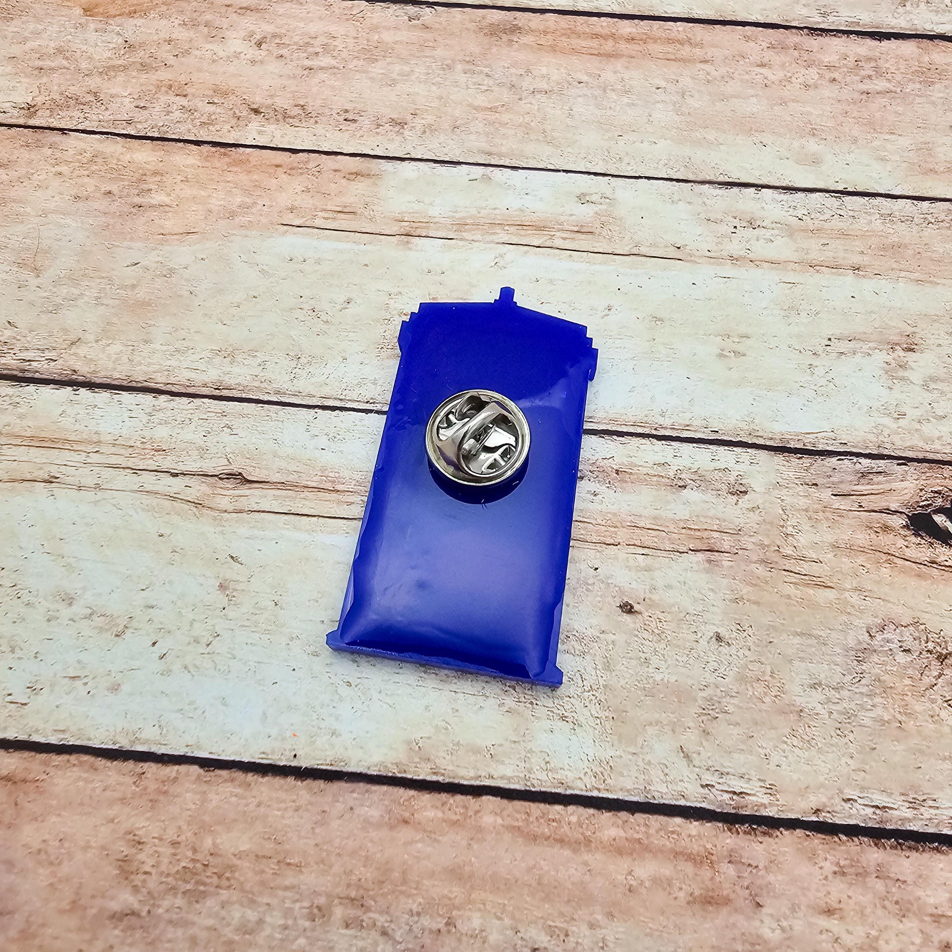 TARDIS Inspired Lapel Pin Blue Acrylic Police Box Pinback, Doctor Who Style Sci Fi Brooch, Geek Fandom Gift, Engraved Acrylic Pin Badge