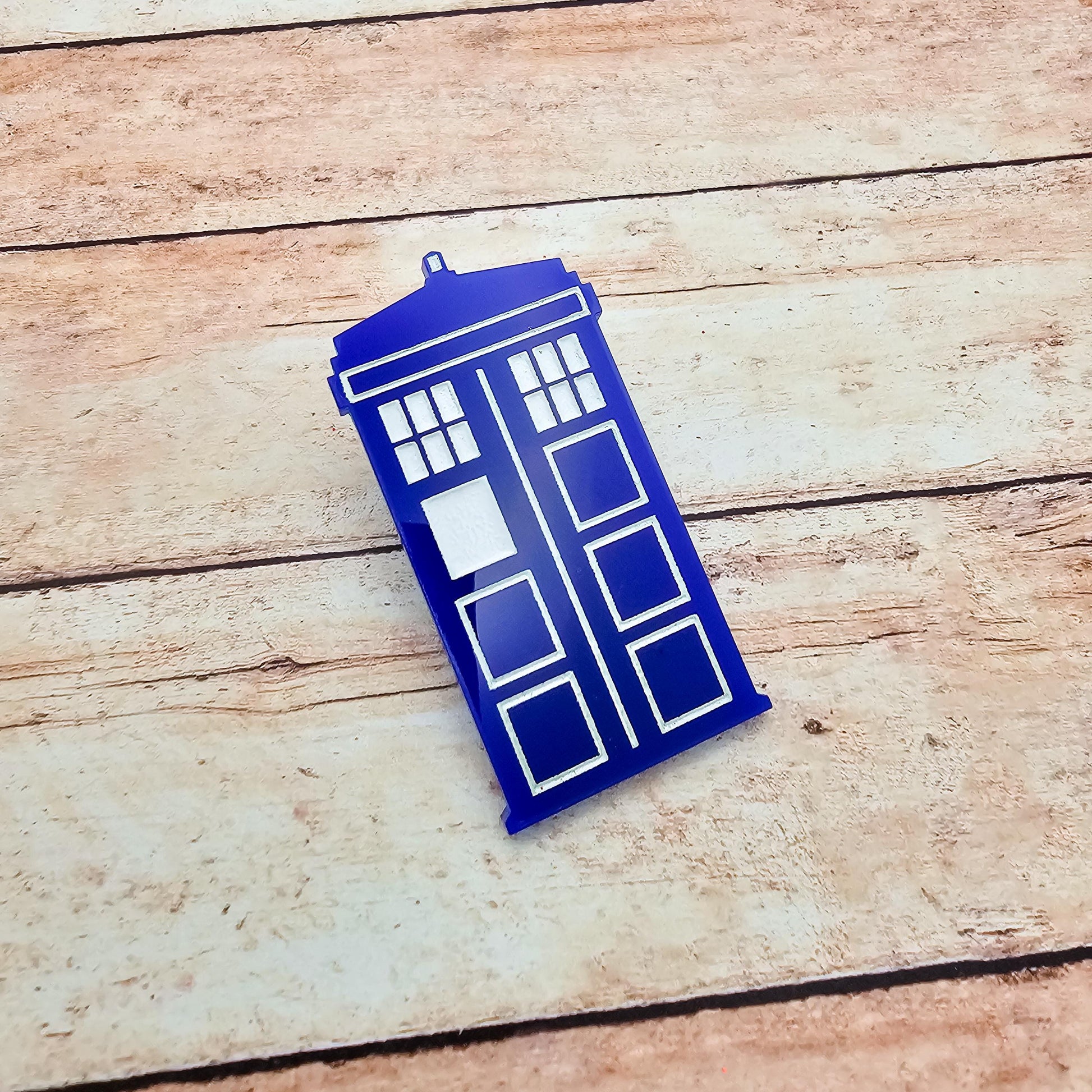 TARDIS Inspired Lapel Pin Blue Acrylic Police Box Pinback, Doctor Who Style Sci Fi Brooch, Geek Fandom Gift, Engraved Acrylic Pin Badge